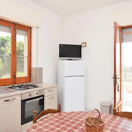 4 Bedroom Awesome In Holiday home Modica