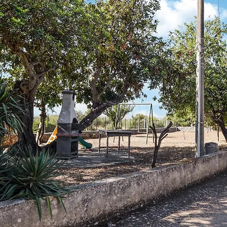 4 Bedroom Awesome In Holiday home Modica