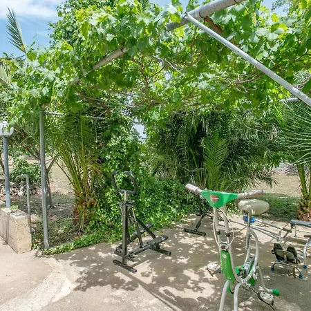 Holiday home 4 Bedroom Awesome In Modica