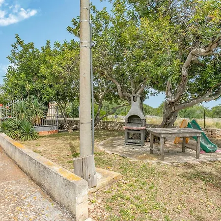 4 Bedroom Awesome In * Modica